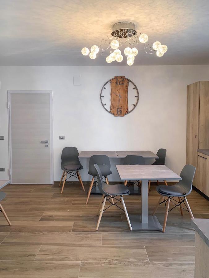 B&B Angela Valdinon Predaia Exteriör bild