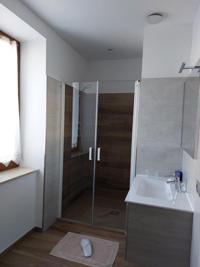 B&B Angela Valdinon Predaia Exteriör bild